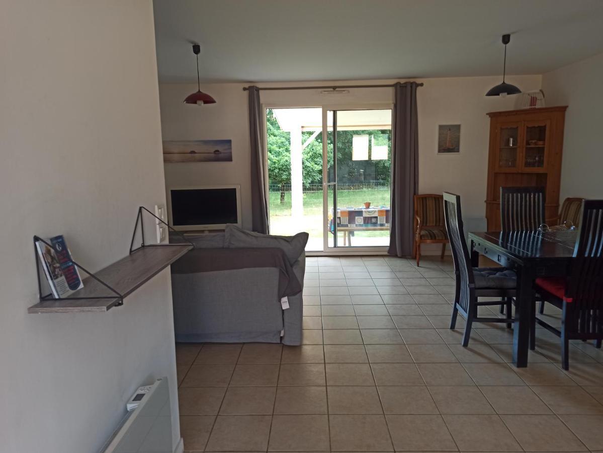 Location 4-6 Personnes Villa Grayan-et-l'Hopital Exteriör bild